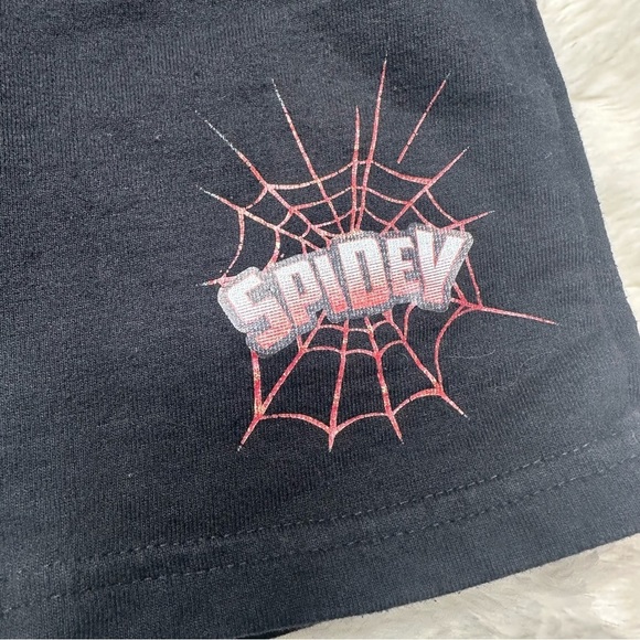 Marvel Spider-Man Shorts Black & Red Size 5 - Picture 2 of 16